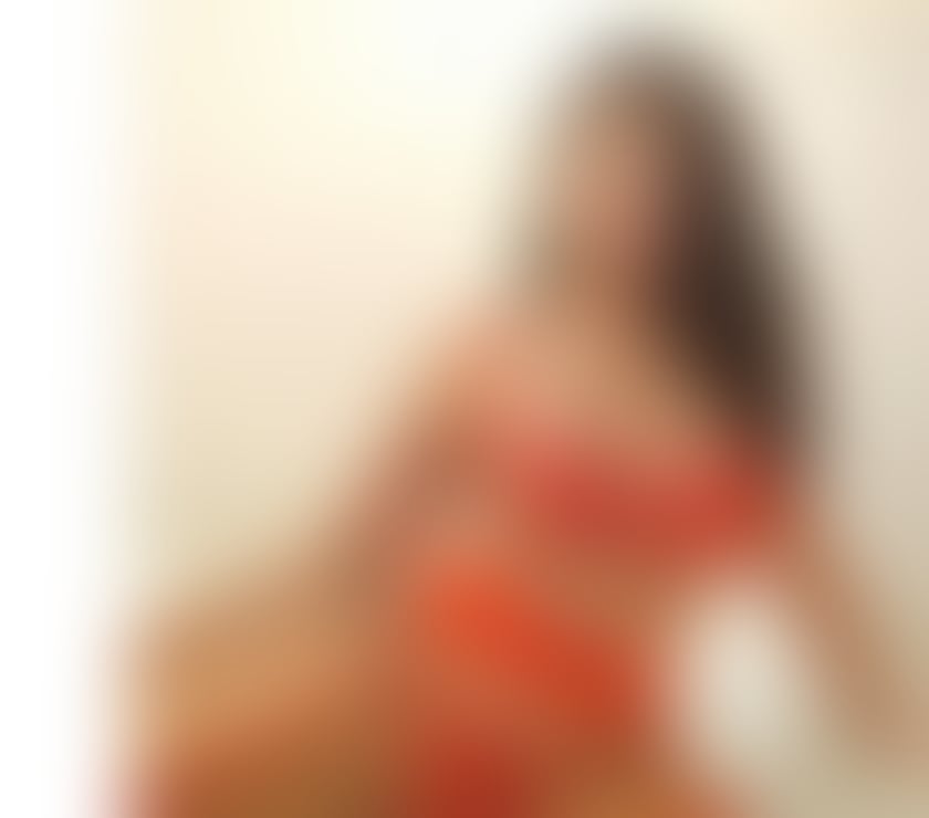 Escorts Derry and Strabane Londonderry - Derry and Strabane - Photos for Stunning Brunette Massages🌟