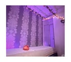 Thai massage therapist and waxing