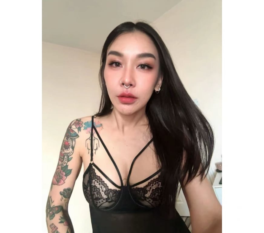 Escorts East London Aldgate East - East London - Photos for Coolki hot Thai girl 💯%real pics 🔥