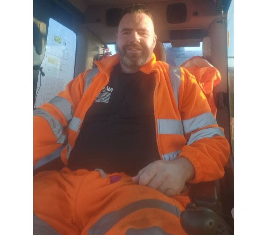Escorts West Midlands Birmingham - Photos for Tall handsome manly man