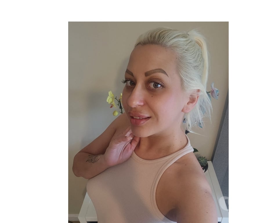 Escorts North West London Cricklewood - North West London - Photos for 🩷🩷Sweet Mia🩷🩷