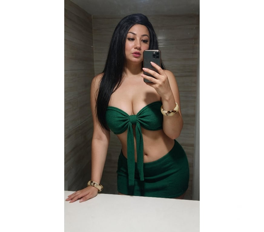Escorts West Yorkshire Leeds - Photos for Beautiful Party girl HOT HOT 100% GENUINE