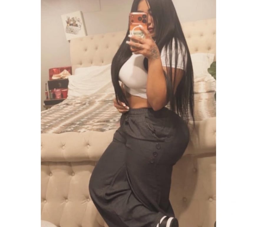 Escorts North West London Harrow - Photos for HOT BIG ASS IN TOWN🍑🔥good offert 💦🍆