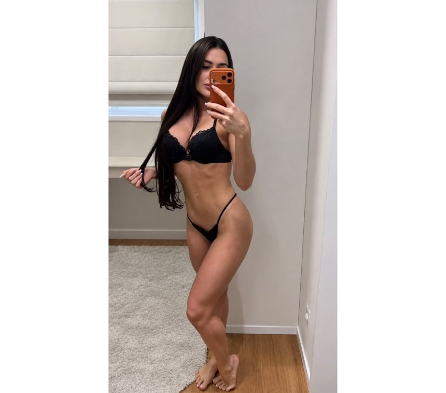 Escorts Cardiff Cardiff City Centre - Cardiff - Photos for Manu First Time in CARDIFF