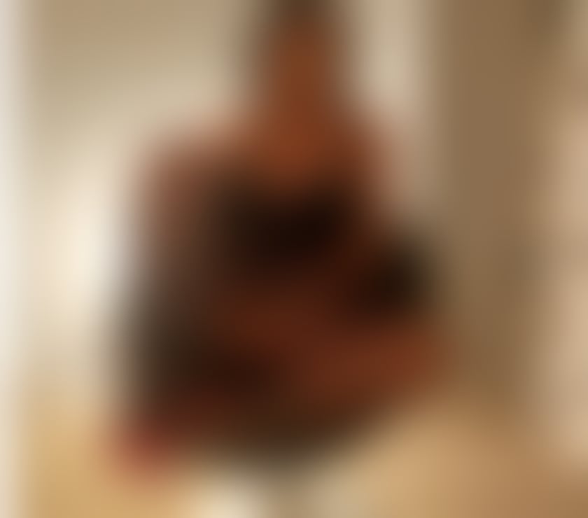 Escorts Aberdeen Aberdeen City Centre - Aberdeen - Photos for GORGEOUS CRISTINA IS BACK