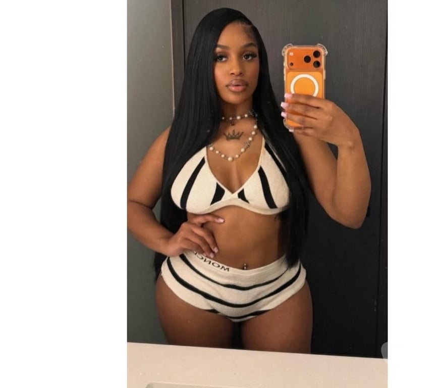 Escorts Hertfordshire Watford - Photos for Quote via WhatsApp🔥 FENNY Coquette