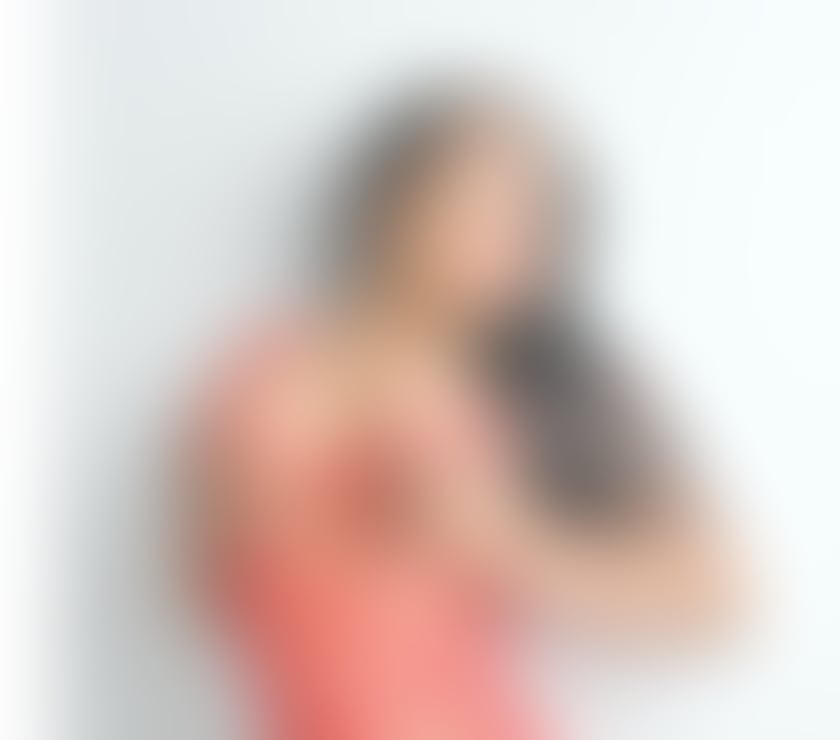 Escorts South West London Sutton - Photos for Naughty Colombian transsexual completes huge endowment