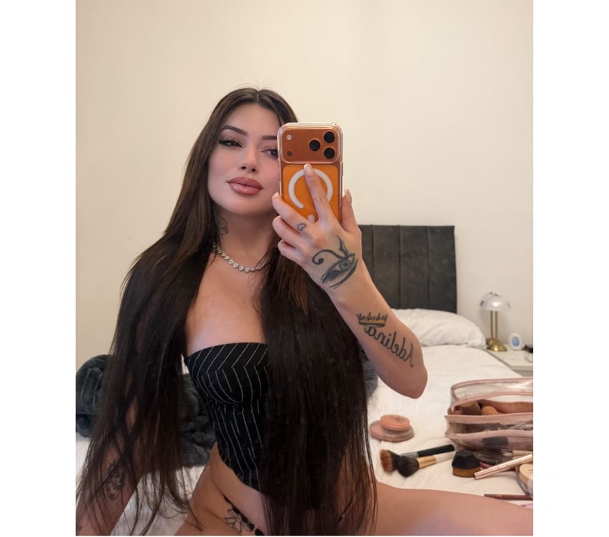 Escorts South West London East Sheen - South West London - Photos for Valentina - First time in London 🔥💦❤️