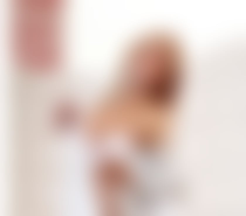 Trans Escorts South West London Sutton - Photos for Raiza Beautiful Discreet Party shemale Girl 🍆🍆🍆🍆