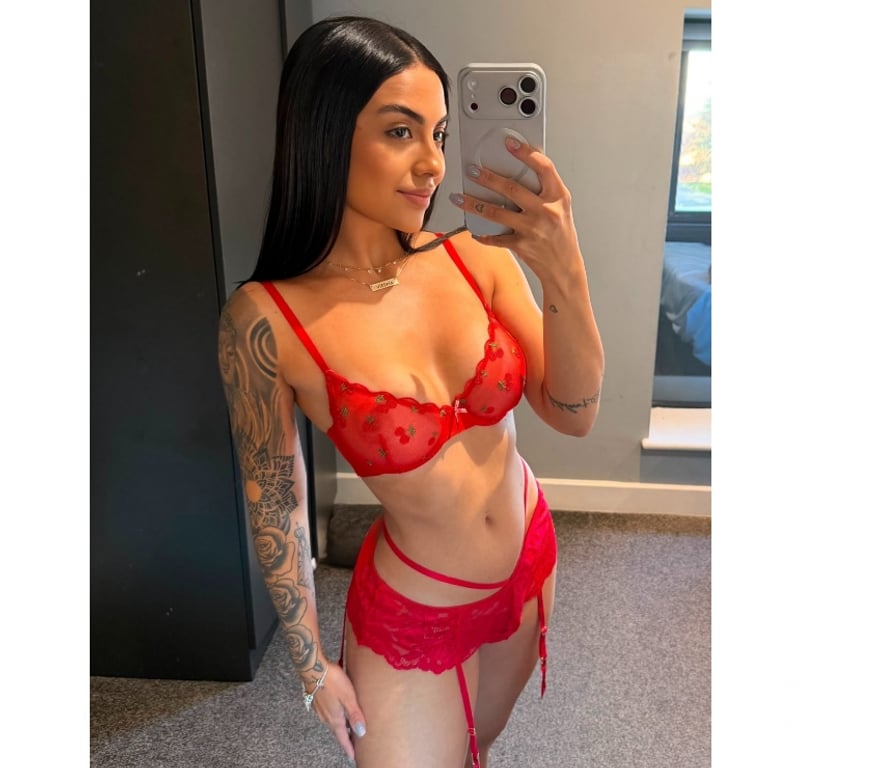 Escorts Peterborough Peterborough City Centre - Peterborough - Photos for Party brunette spice girl