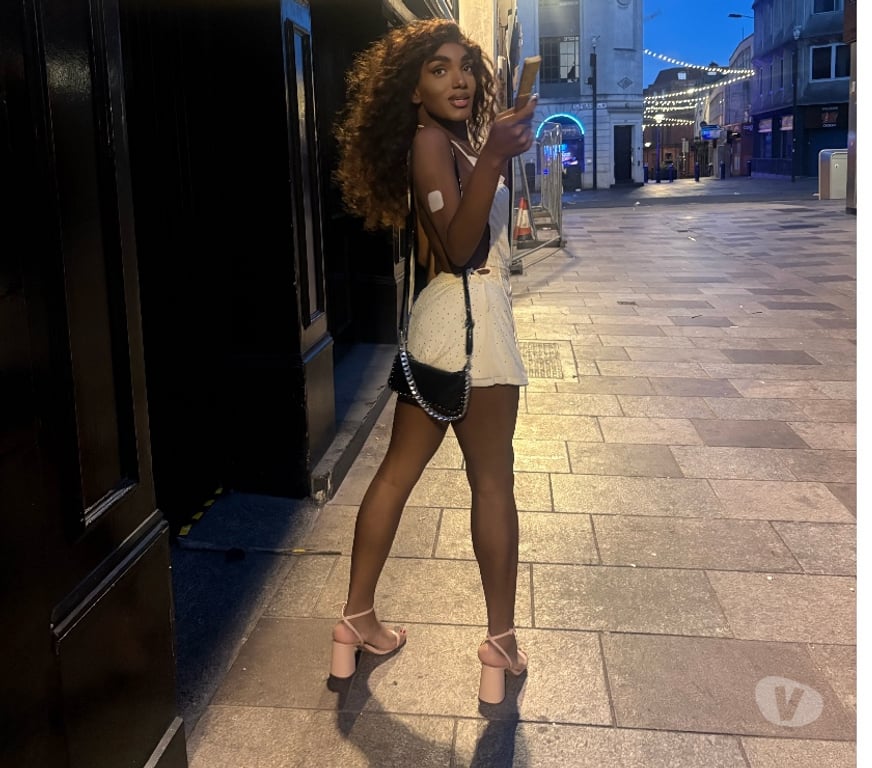 Trans Escorts Bedfordshire Central Bedfordshire - Photos for Samira BBC 🔥🔥