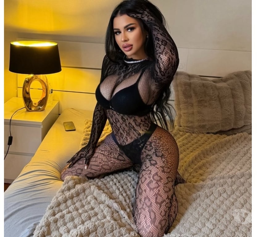 Escorts Peterborough Peterborough City Centre - Peterborough - Photos for Andra — The Temptation You Won’t Forget