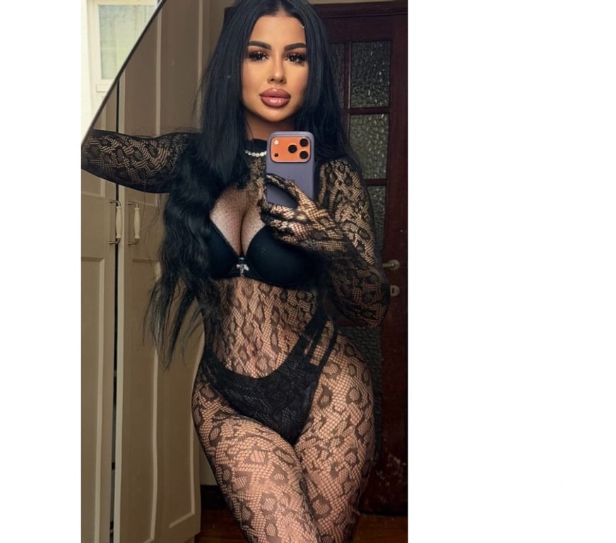 Escorts Peterborough Peterborough City Centre - Peterborough - Photos for Andra — The Temptation You Won’t Forget