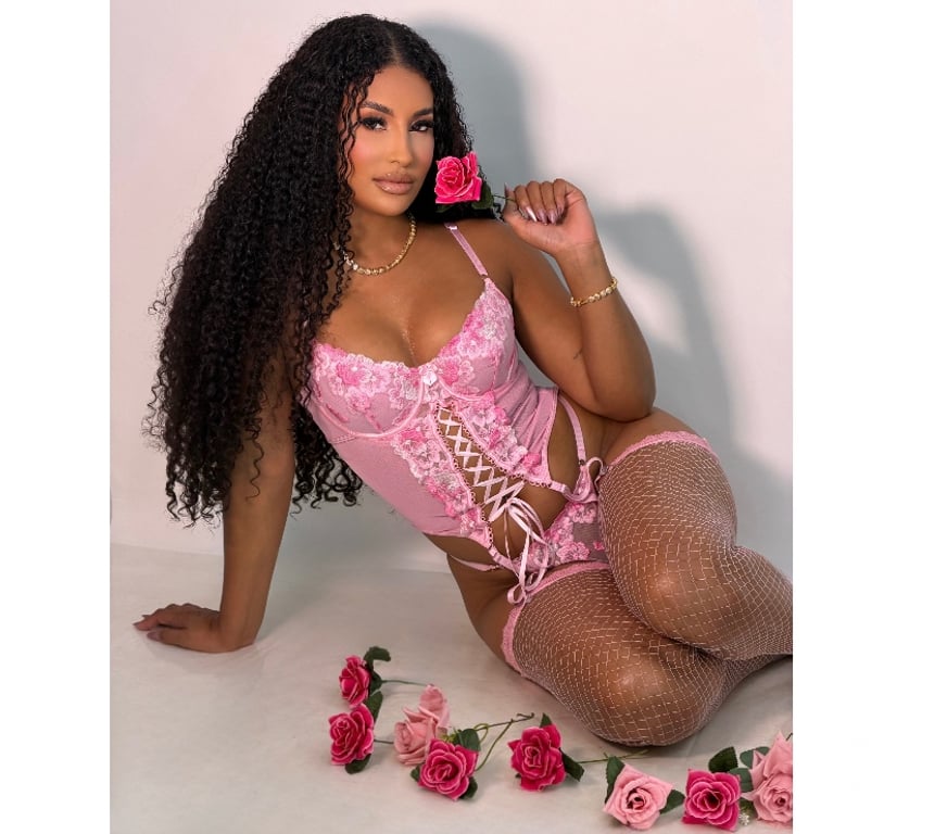 Escorts West Midlands Birmingham - Photos for Tayla party girl🎉💯real pics 🔥