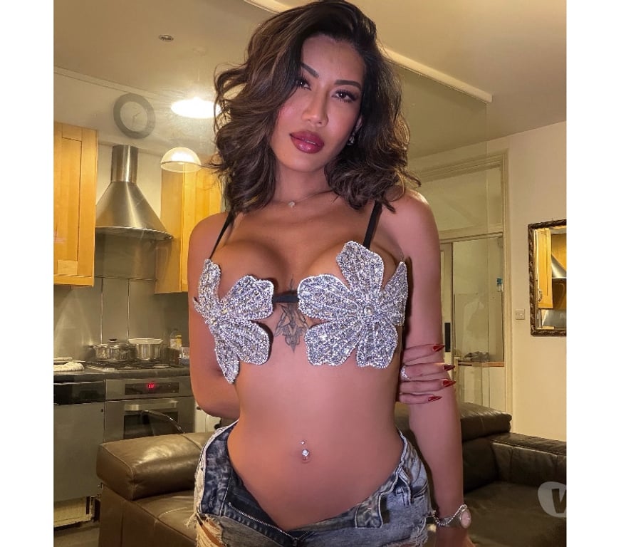 Trans Escorts Merseyside Liverpool - Photos for Asian Goddess Aleyssa Visiting Liverpool