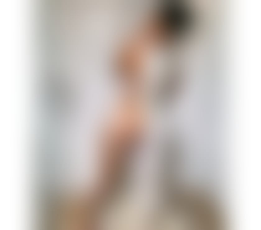 Escorts South East London Catford - South East London - Photos for PARTY THICK LIGHT SKIN