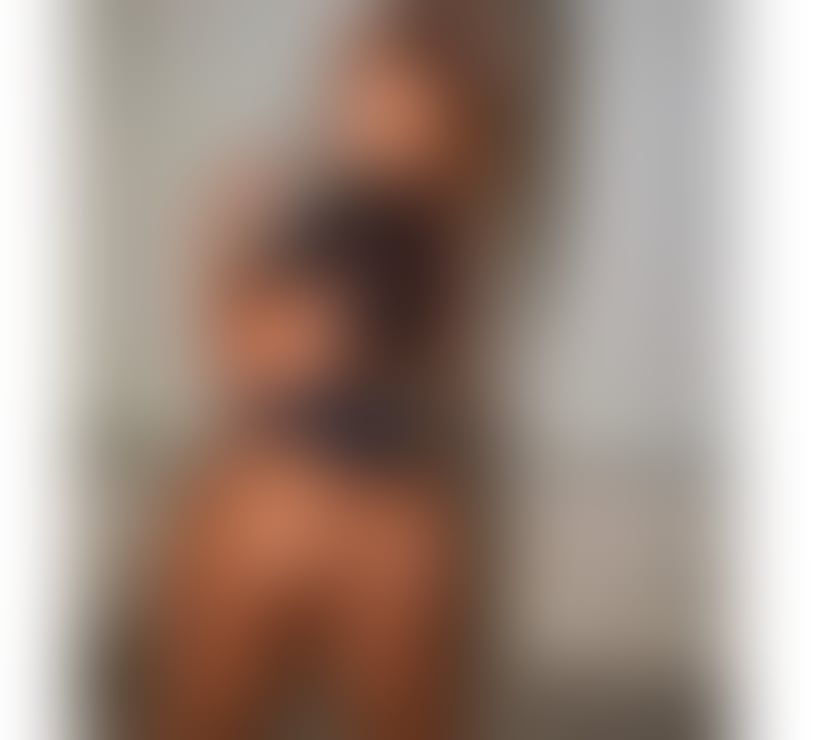Escorts South East London Catford - South East London - Photos for PARTY THICK LIGHT SKIN