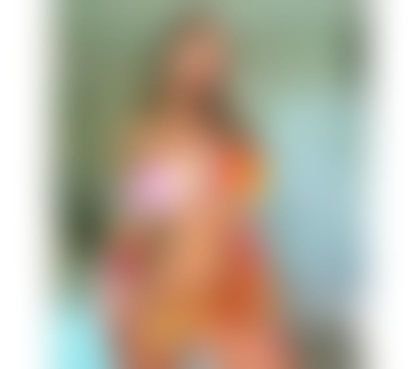 Escorts East London Canary Wharf - East London - Photos for HOT LUNA ❤️‍🔥🇧🇷 PARTY GIRL 🥳🥂NEW HERE!