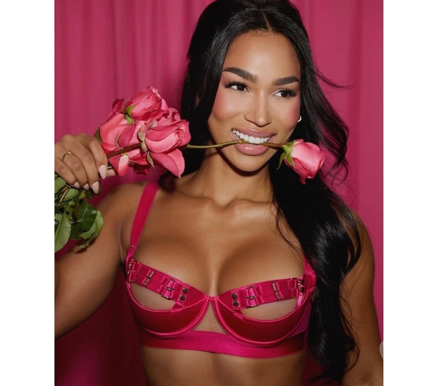 Escorts Greater Manchester Manchester - Photos for Antonella 🇨🇴 new here ! Best experience 🔥