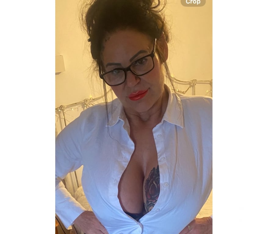 Escorts Windsor and Maidenhead Ascot - Windsor and Maidenhead - Photos for BRITISH BUSTY MILF FILTHY FUN CARD OR CASH CALL NOW