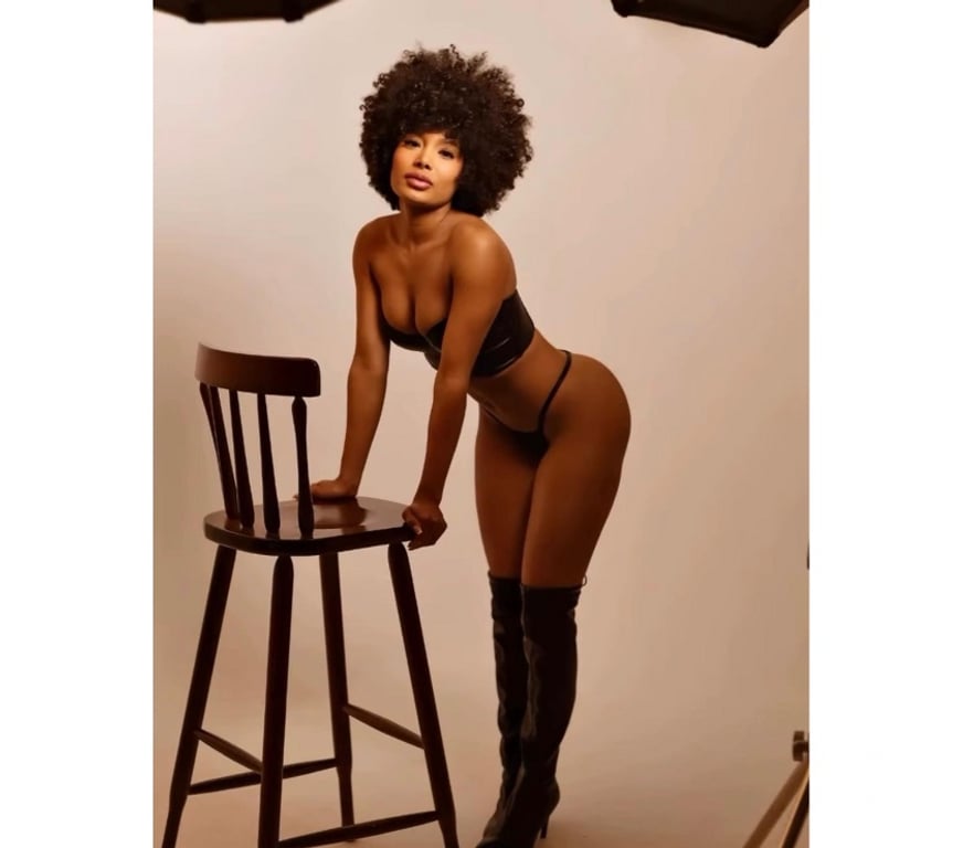 Escorts Hampshire Southampton - Photos for ✨Carol – Friendly & Charming Companion✨