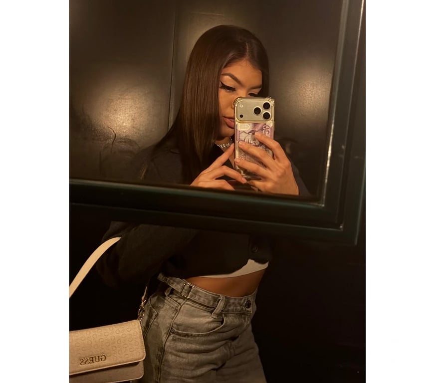 Escorts South West London Kew Gardens Station - South West London - Photos for LORENA NEW IN TOWN CALL NOW🫦🇧🇷💦