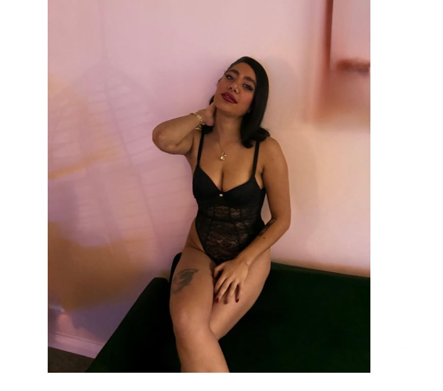 Escorts West London Ealing Broadway - West London - Photos for New hot and sexy girl