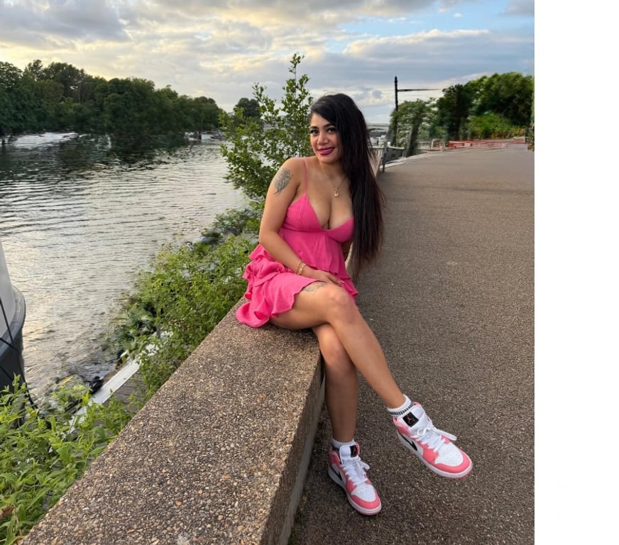 Escorts West London Ealing Broadway - West London - Photos for New hot and sexy girl
