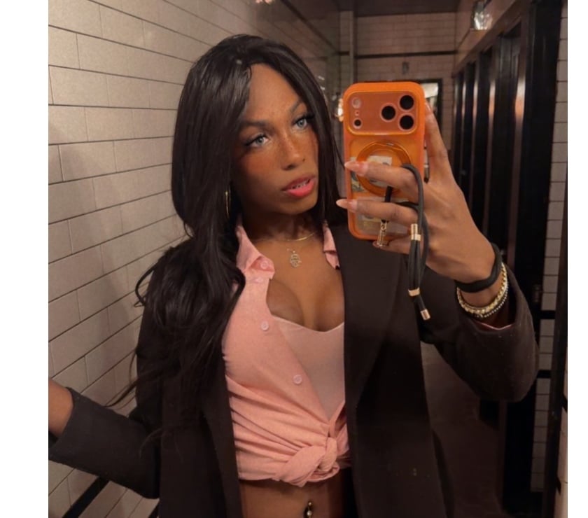 Trans Escorts East London Ratcliff - East London - Photos for Panamanian brunette transsexual, well-endowed, submissive, d