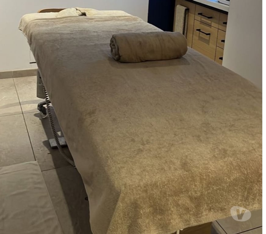 Full body massage West Midlands Birmingham - Photos for Relaxation, Comfort & Personalized Care