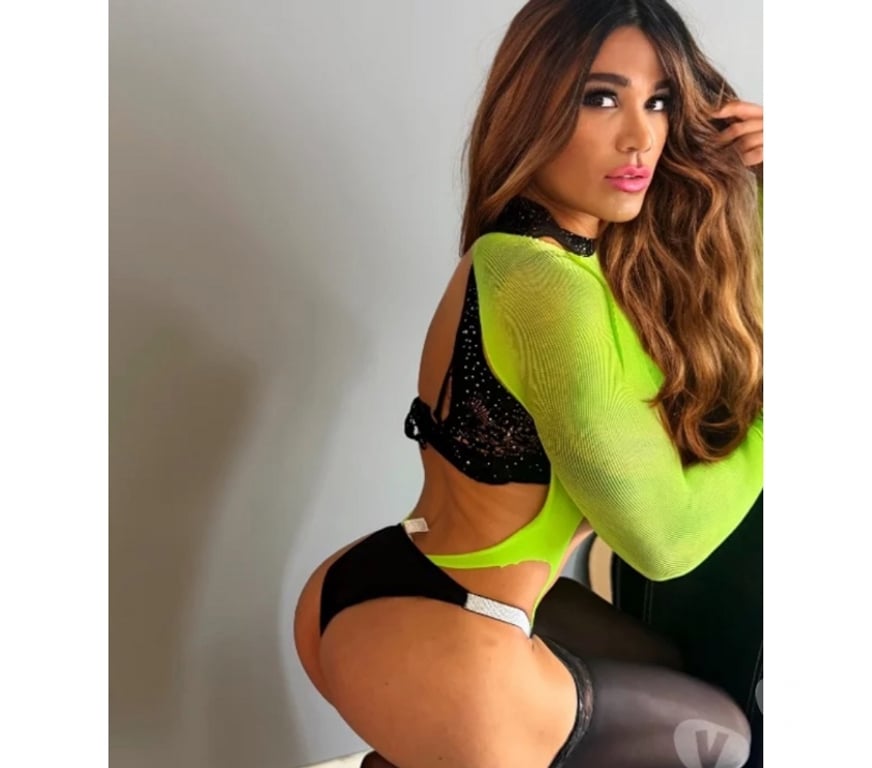 Trans Escorts East London Stratford - DLR Station - East London - Photos for 🔥🎉🥳 COLOMBIAN TRANS P@rty 🎉 🥳 BIG SURPRISE