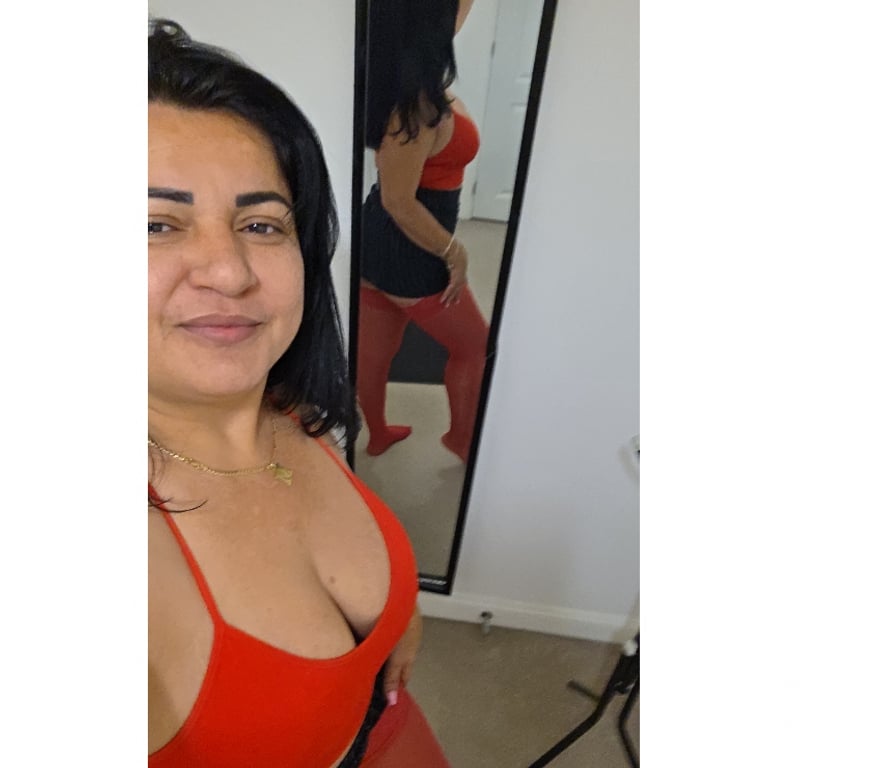 Escorts Hertfordshire Stevenage - Photos for Julie GFE brazilian 🇧🇷🇧🇷