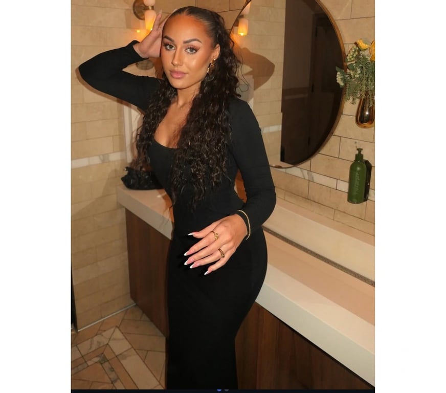 Escorts North London Edmonton - North London - Photos for Curvy😘busty girl⭐️
