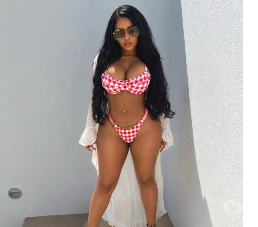 Escorts West Yorkshire Leeds - Photos for LIZA. Hot big ass 🍑 curvy 💦 no rush services