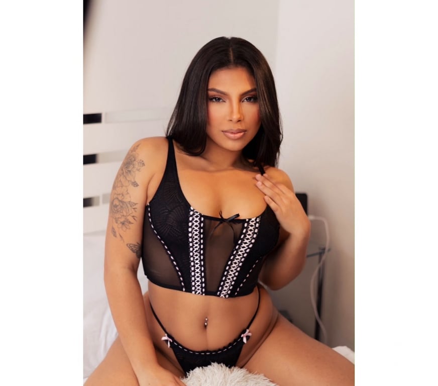 Escorts East London East Ham Station - East London - Photos for 🎀HOT LARA🍑IN PLAISTOW-E6✨ FROM £40 🌸🦋