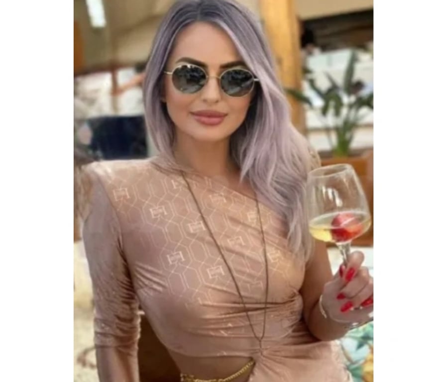 Escorts North West London Rayners Lane - North West London - Photos for Crystal 💋 NAUGHTY 😈 GFE 🥰 Big Ass 🔥