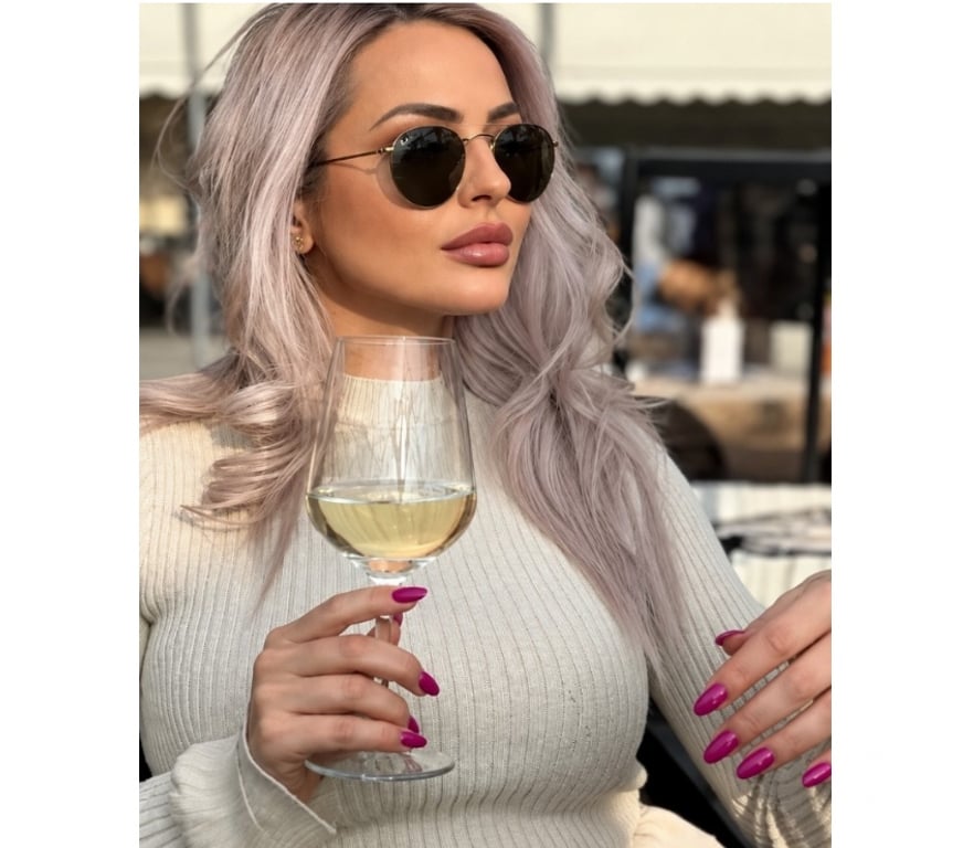 Escorts North West London Rayners Lane - North West London - Photos for Crystal 💋 NAUGHTY 😈 GFE 🥰 Big Ass 🔥