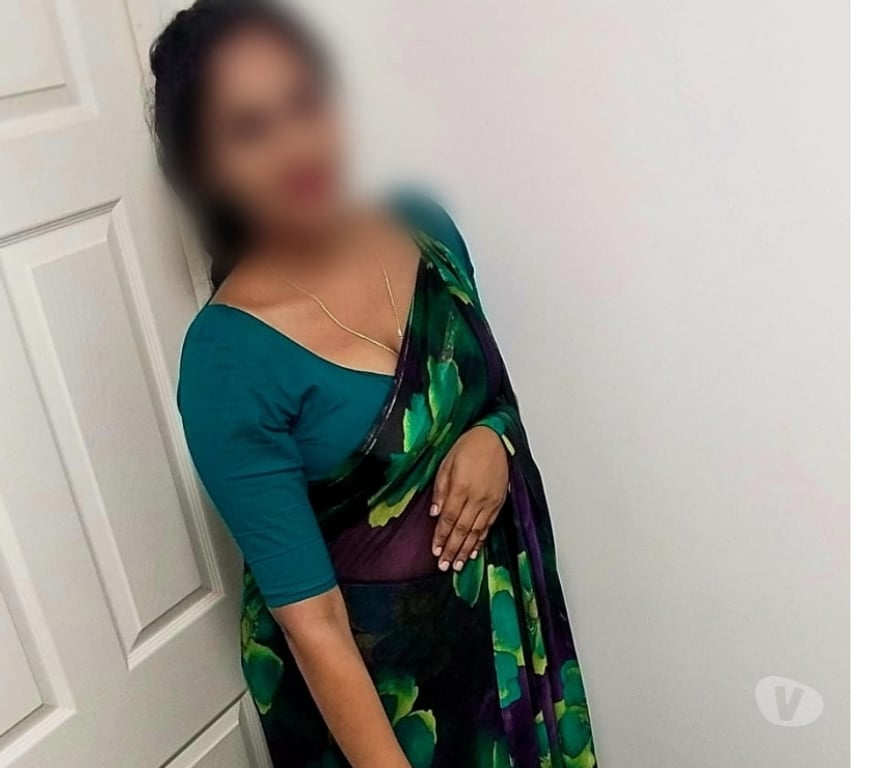 Escorts Bedfordshire Luton - Photos for DIYAA SOUTH INDIAN GIRL NEW IN LUTON