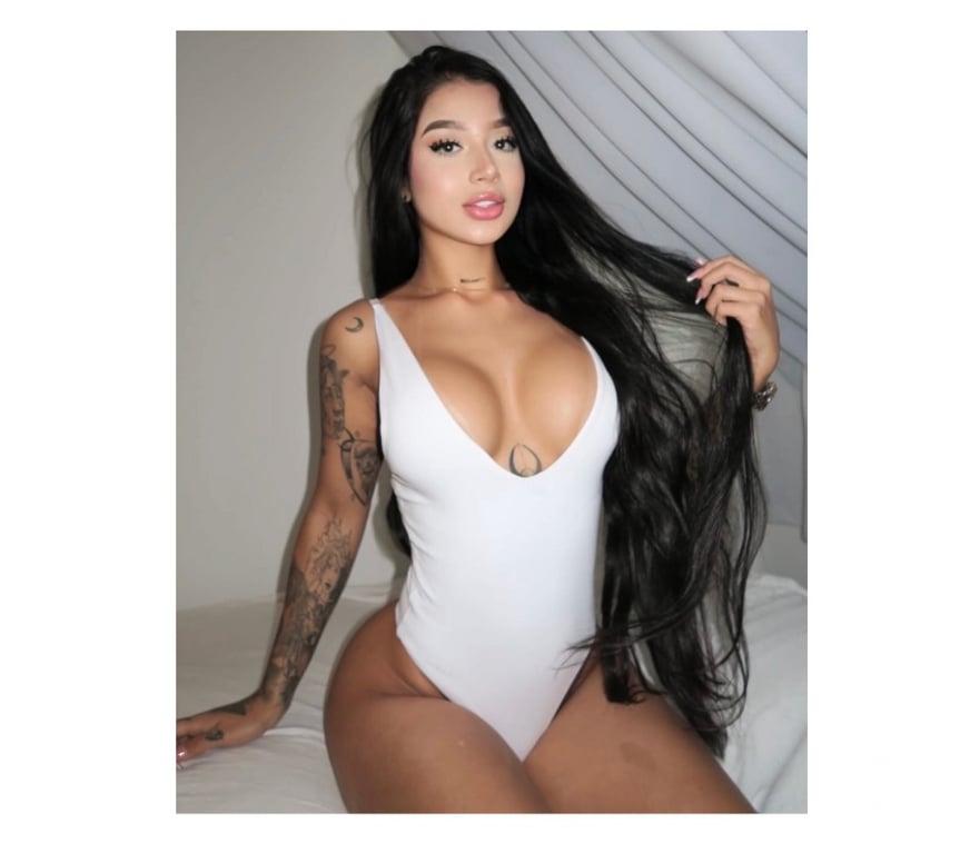 Escorts East London Canary Wharf - East London - Photos for Duda the best girl full service no rush 😋 Party