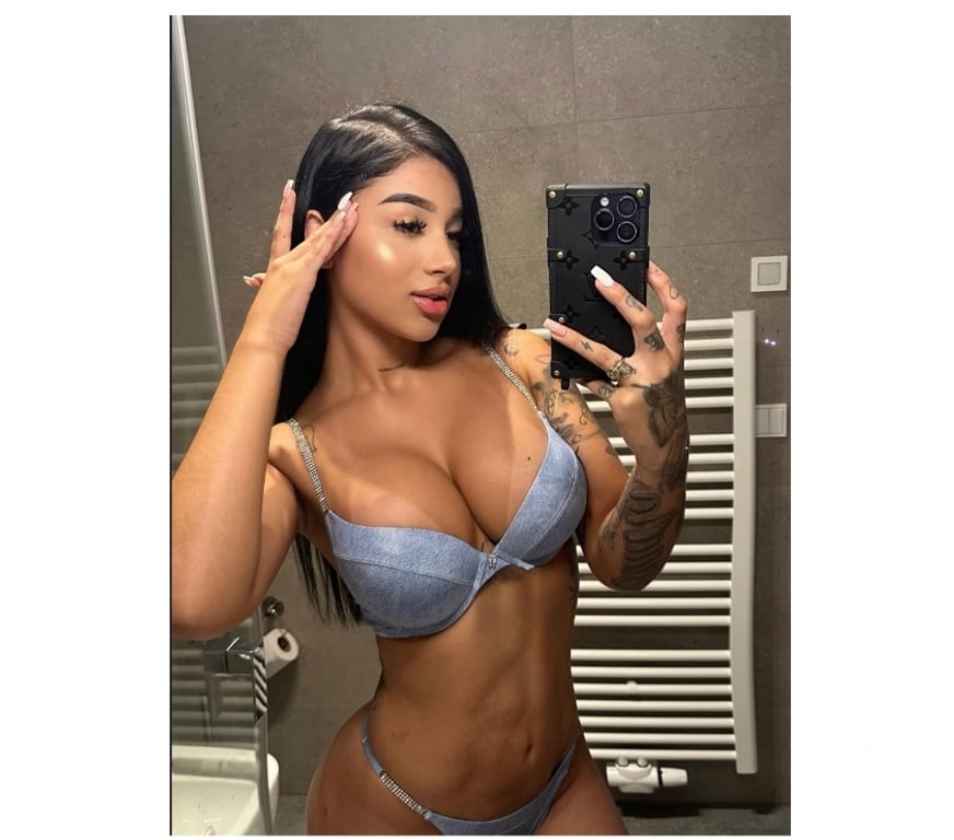 Escorts East London Canary Wharf - East London - Photos for Duda the best girl full service no rush 😋 Party