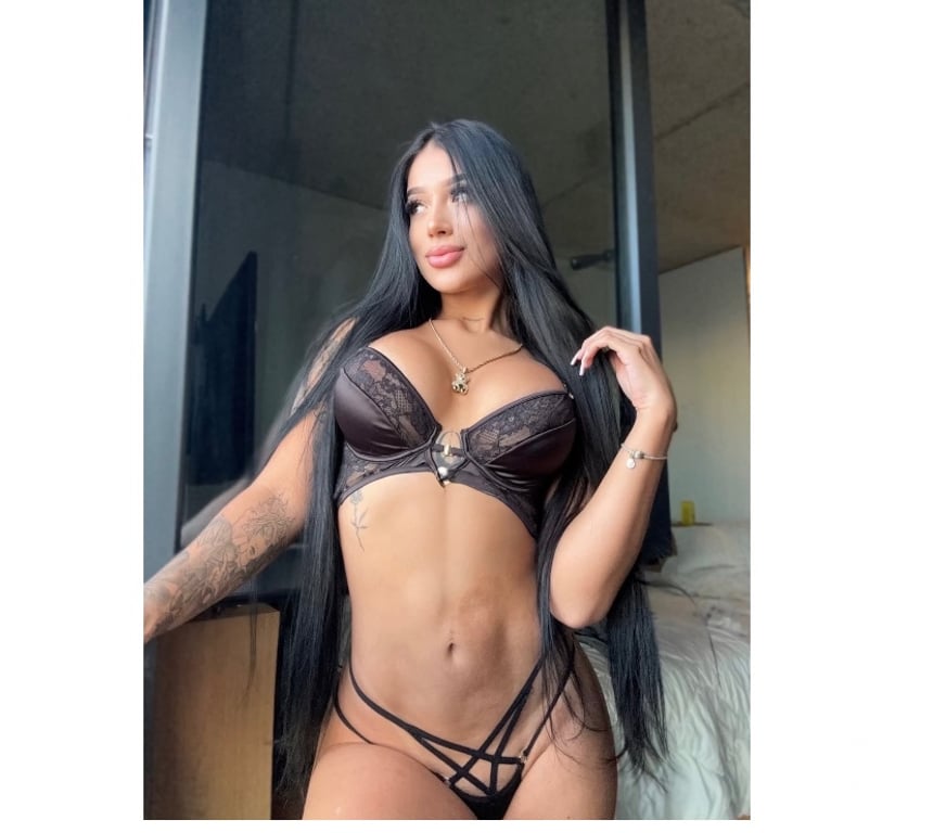 Escorts East London Canary Wharf - East London - Photos for Duda the best girl full service no rush 😋 Party