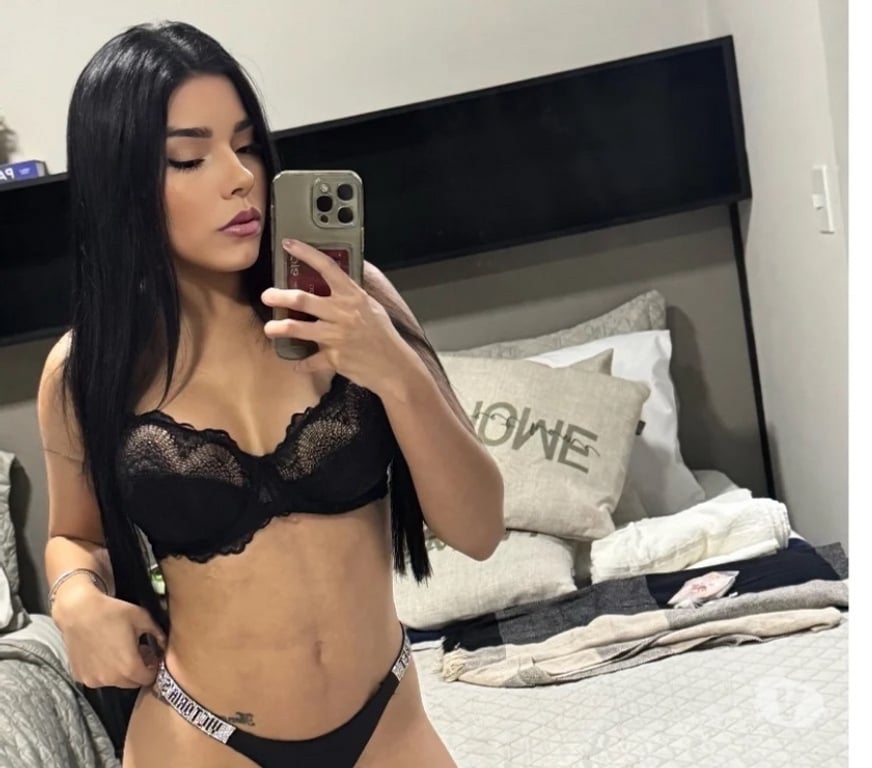 Escorts North West London Golders Green Station - North West London - Photos for LALA FROM BRAZIL. “ PARTY OUTCALL”🎉🤩