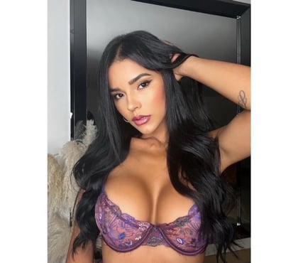 Escorts Ealing Broadway West London - Photos for SIA BRAZIL. OUTCALL🤩