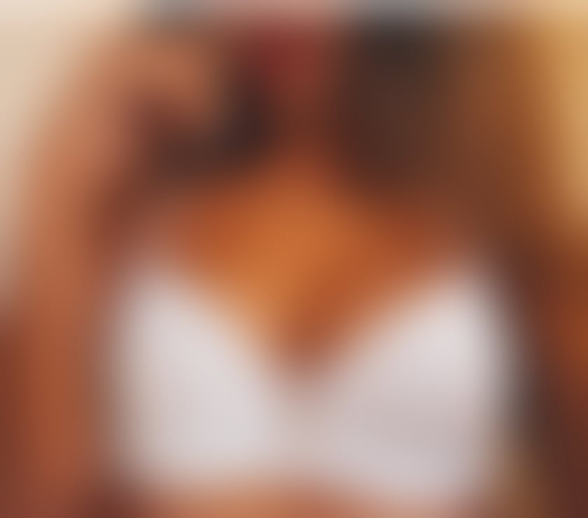 Escorts North London Bounds Green - North London - Photos for ❤️‍🔥Renata Braga Hot brunette with curly hair💋