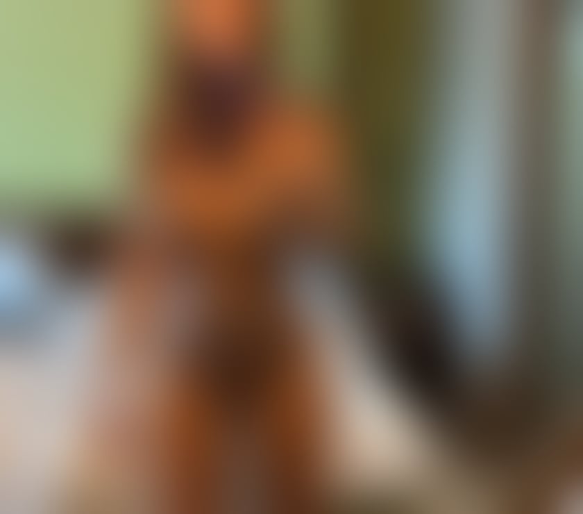 Escorts South Yorkshire Rotherham - Photos for Elegant and educated woman for the discerning gentleman