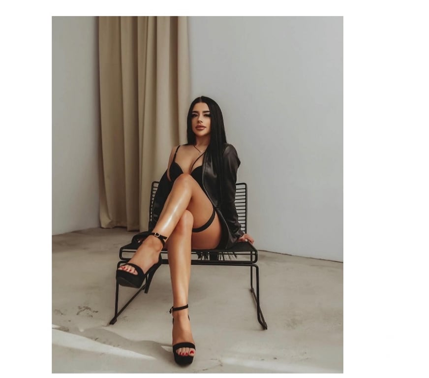 Escorts Essex Chelmsford - Photos for ✨ A Touch of Czech Elegance & Irresistible Charm 🫦