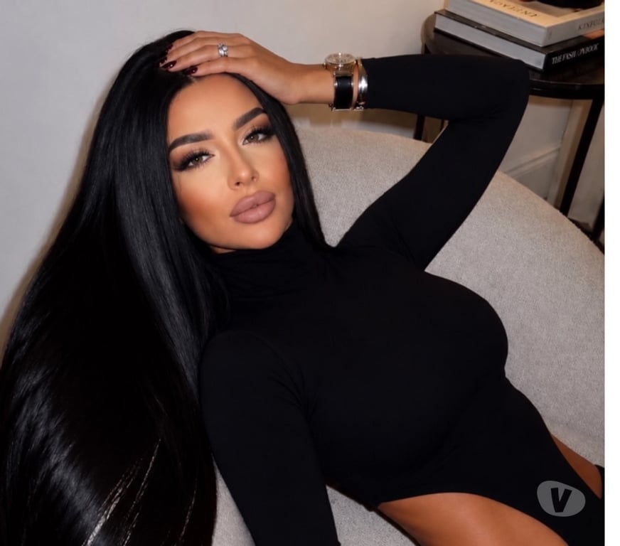 Escorts North London Palmers Green - North London - Photos for ✨ A Touch of Czech Elegance & Irresistible Charm 🫦