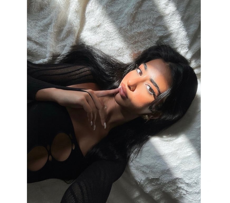 Escorts North London Edmonton - North London - Photos for ✨ A Touch of Czech Elegance & Irresistible Charm ✨