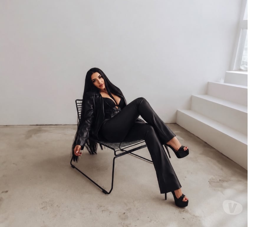Escorts North London Colney Hatch - North London - Photos for ✨ A Touch of Czech Elegance & Irresistible Charm