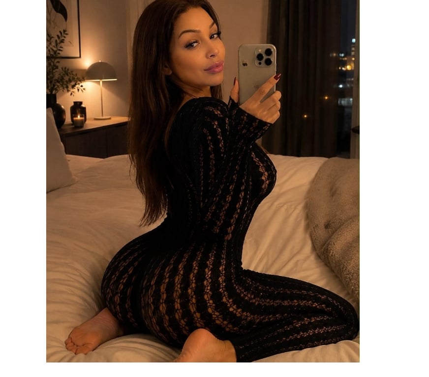 Escorts Warrington Warrington Town Centre - Warrington - Photos for TRANSEXY BOMSHELL FOR YOUR DESIRES AND FANTASIES